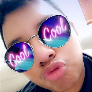 Meet your Posher, Crispin